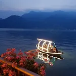 Vista Di By Villavistalago *