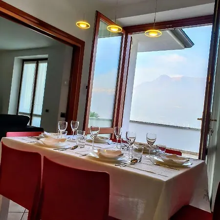 Vista Di By Villavistalago Apartamento