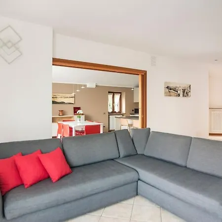 Vista Di By Villavistalago *